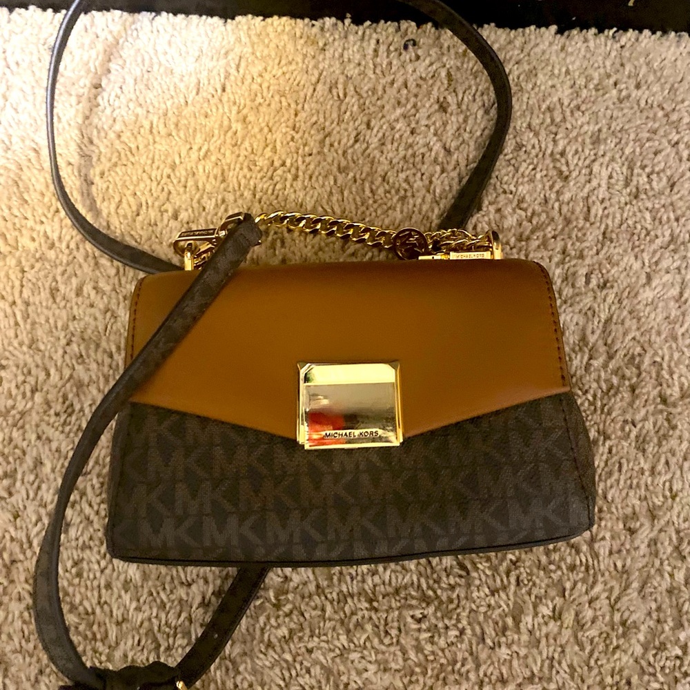 Michael Kors Mini crossbody